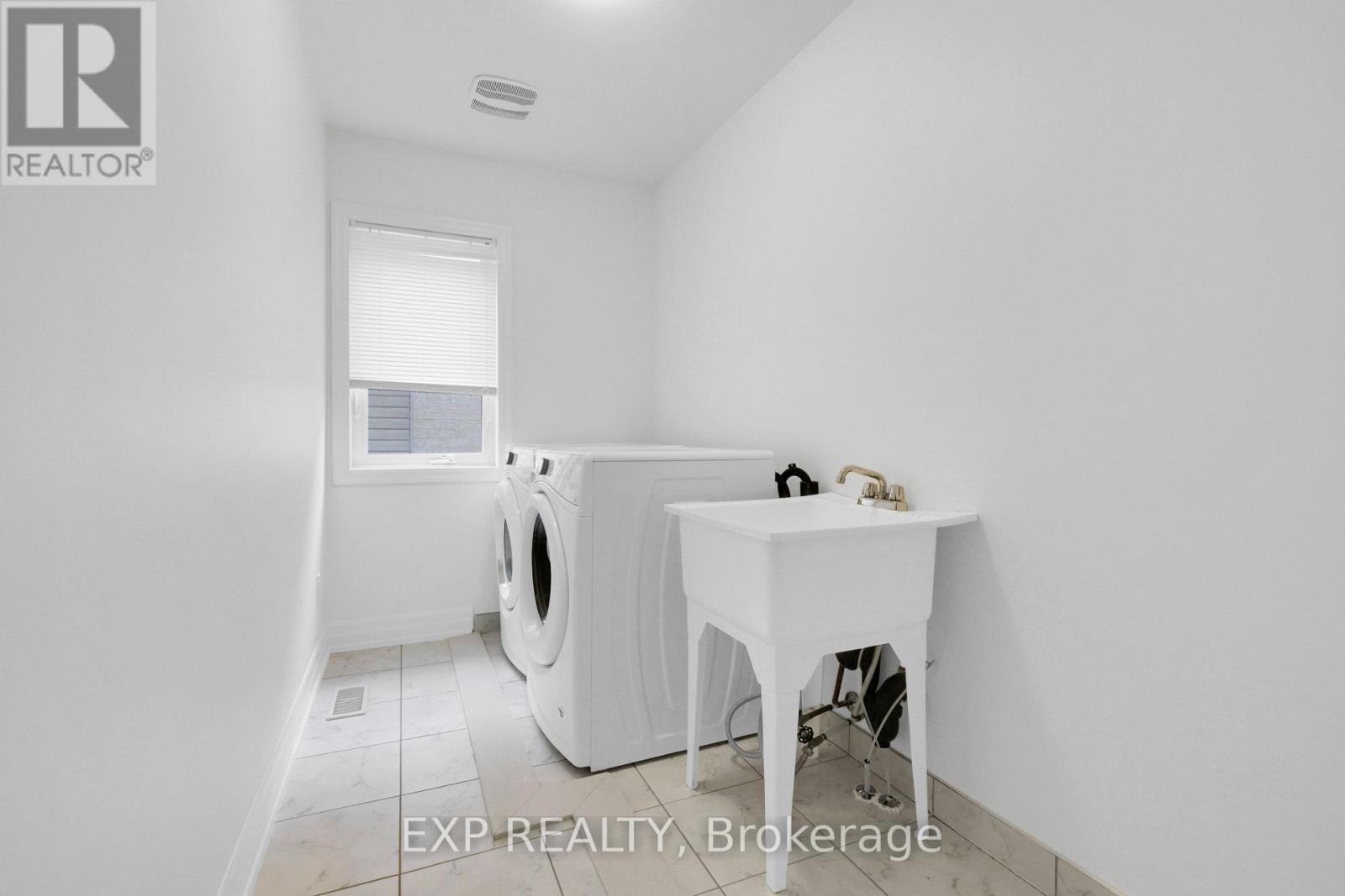 111 Dog Wood Boulevard, East Gwillimbury, Ontario  L9N 0S9 - Photo 18 - N13046316