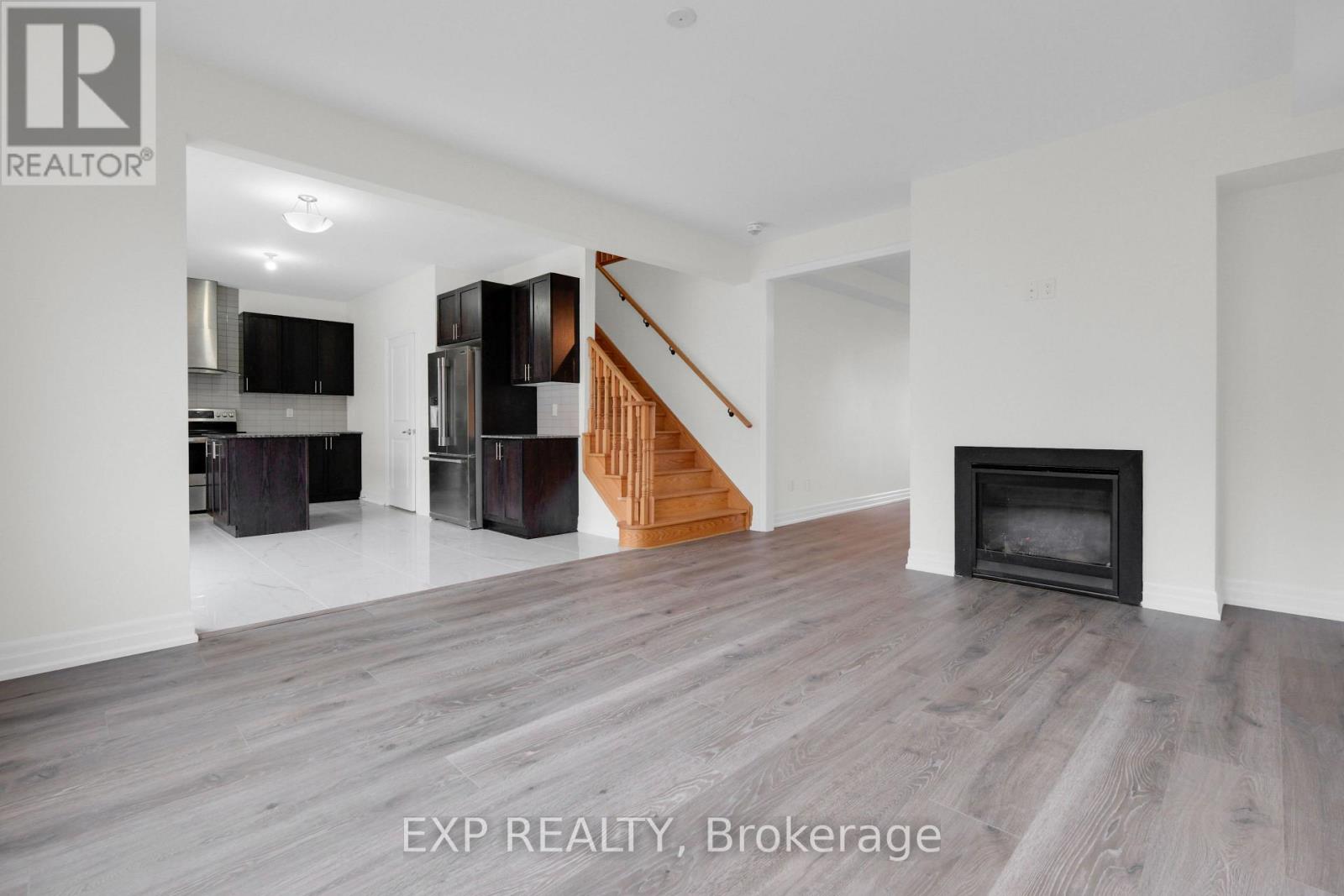 111 Dog Wood Boulevard, East Gwillimbury, Ontario  L9N 0S9 - Photo 7 - N13046316