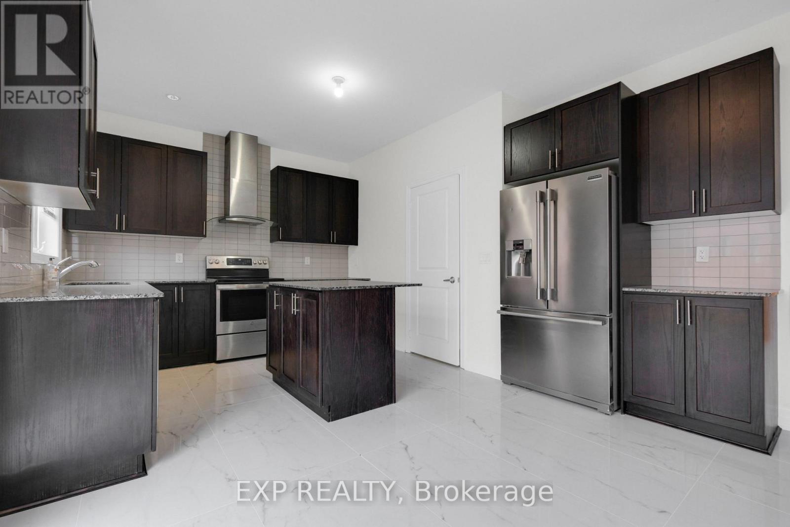 111 Dog Wood Boulevard, East Gwillimbury, Ontario  L9N 0S9 - Photo 8 - N13046316