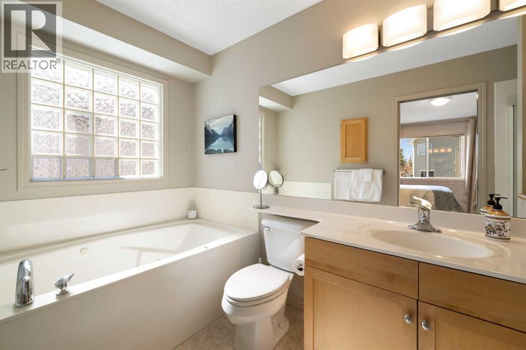 28 West Springs Close SW, Calgary, Alberta  T3H 5G6 - Photo 20 - A2296205