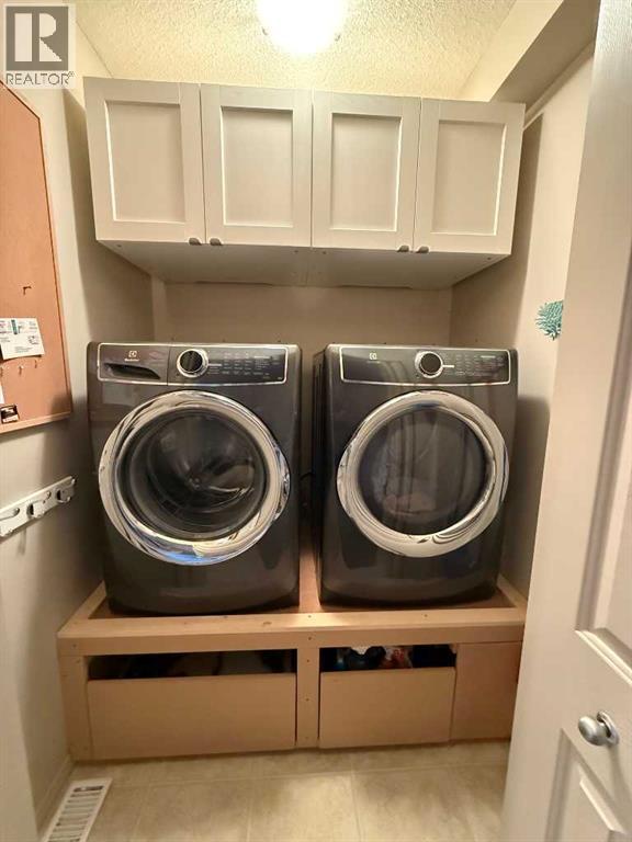 28 West Springs Close SW, Calgary, Alberta  T3H 5G6 - Photo 11 - A2296205