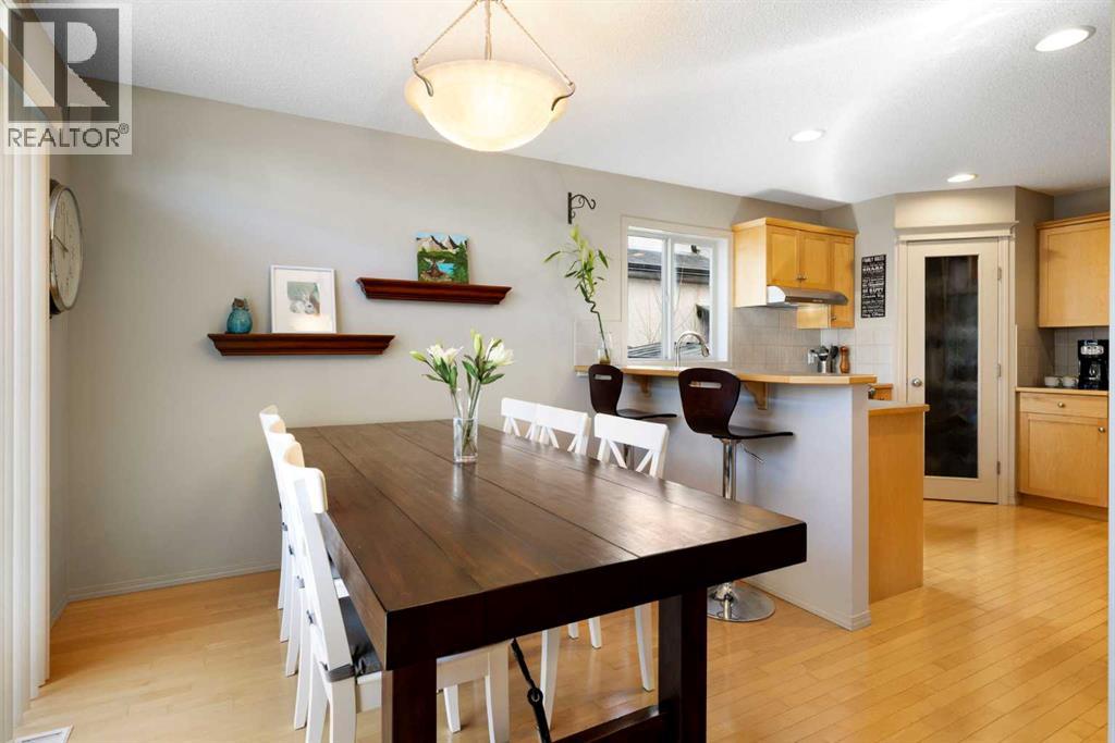 28 West Springs Close SW, Calgary, Alberta  T3H 5G6 - Photo 6 - A2296205