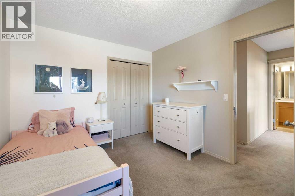 28 West Springs Close SW, Calgary, Alberta  T3H 5G6 - Photo 25 - A2296205