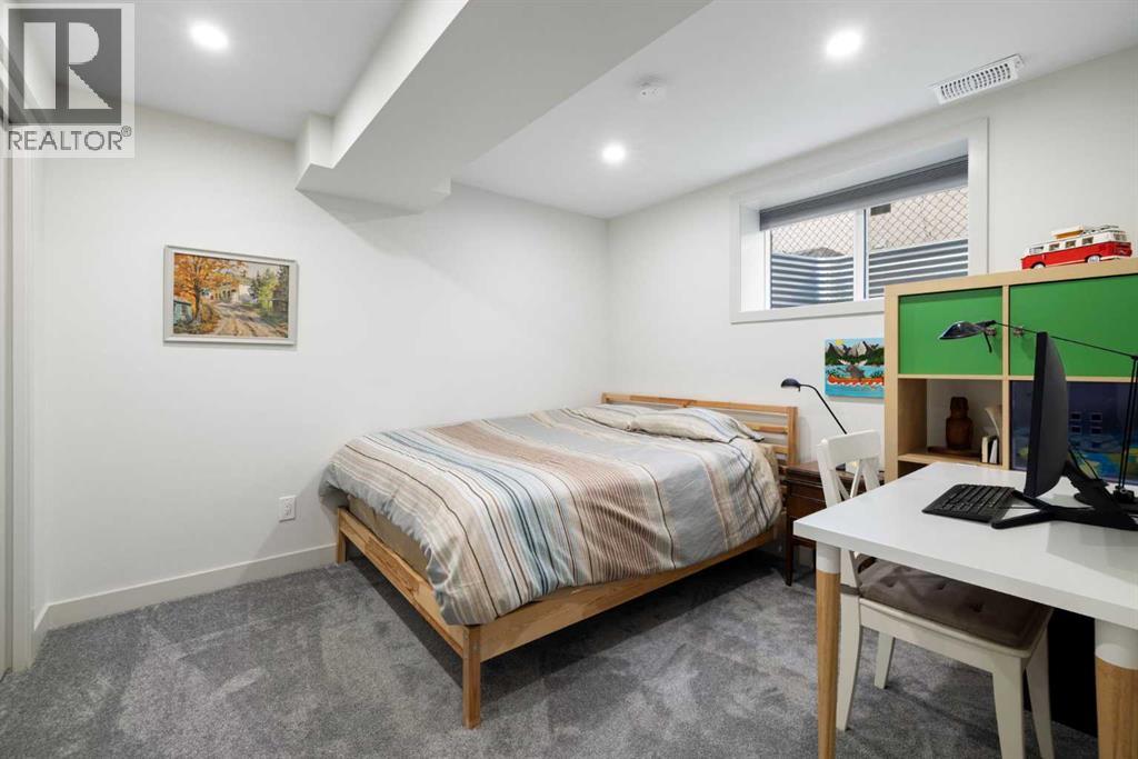 28 West Springs Close SW, Calgary, Alberta  T3H 5G6 - Photo 31 - A2296205