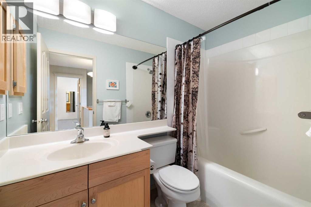 28 West Springs Close SW, Calgary, Alberta  T3H 5G6 - Photo 24 - A2296205