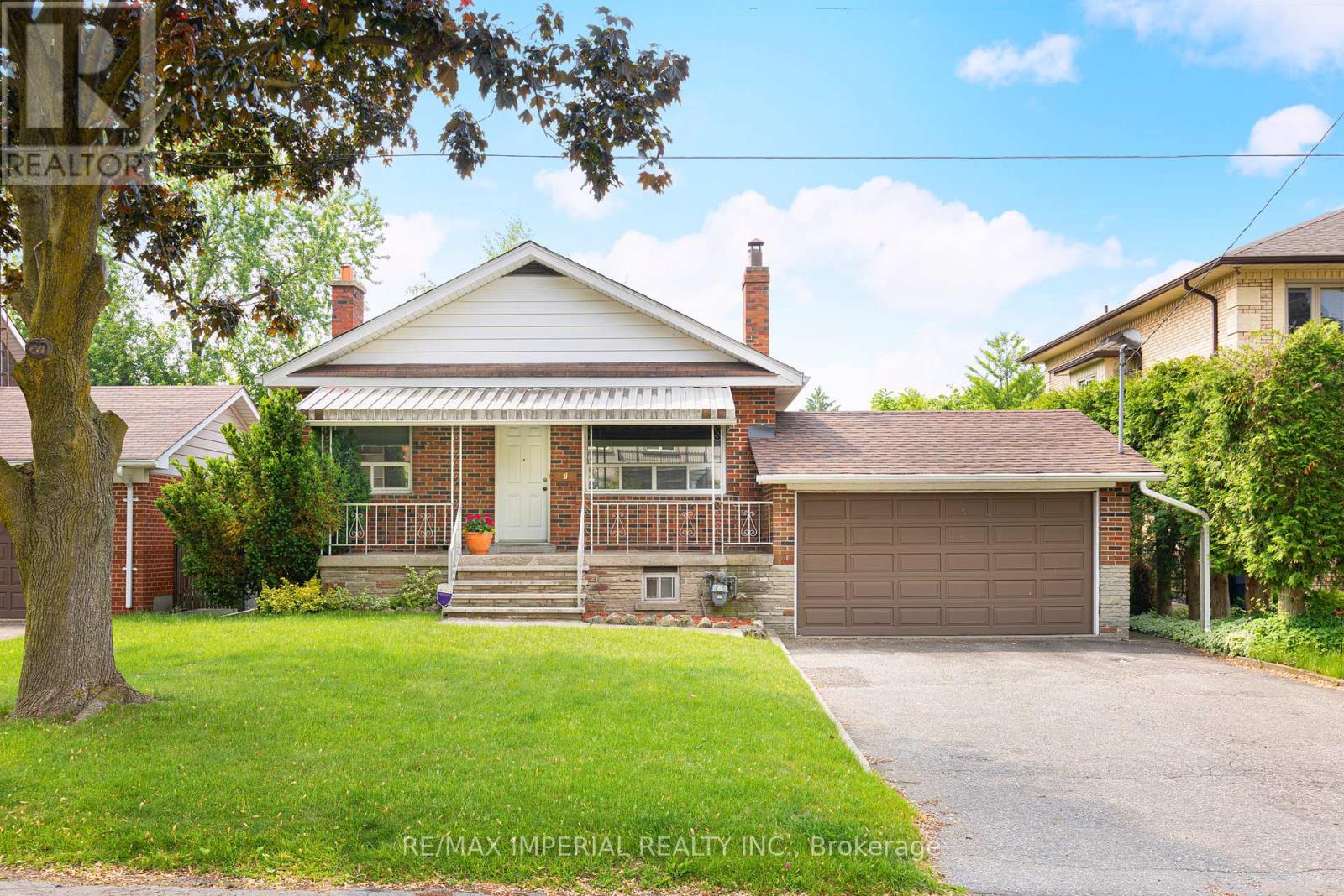 7 DODDINGTON DRIVE, Toronto, Ontario