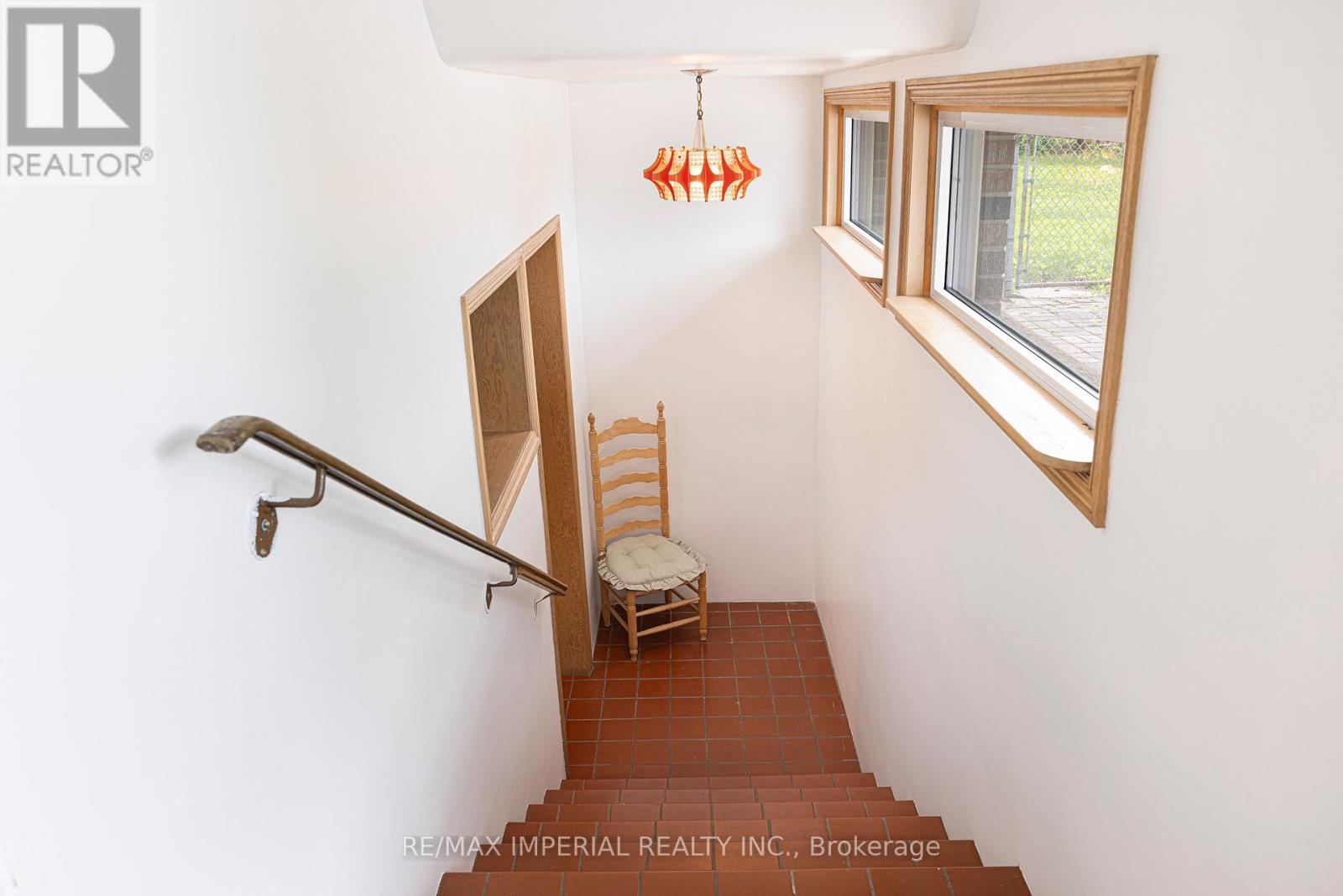 7 Doddington Drive, Toronto, Ontario  M8Y 1S3 - Photo 19 - W13046304