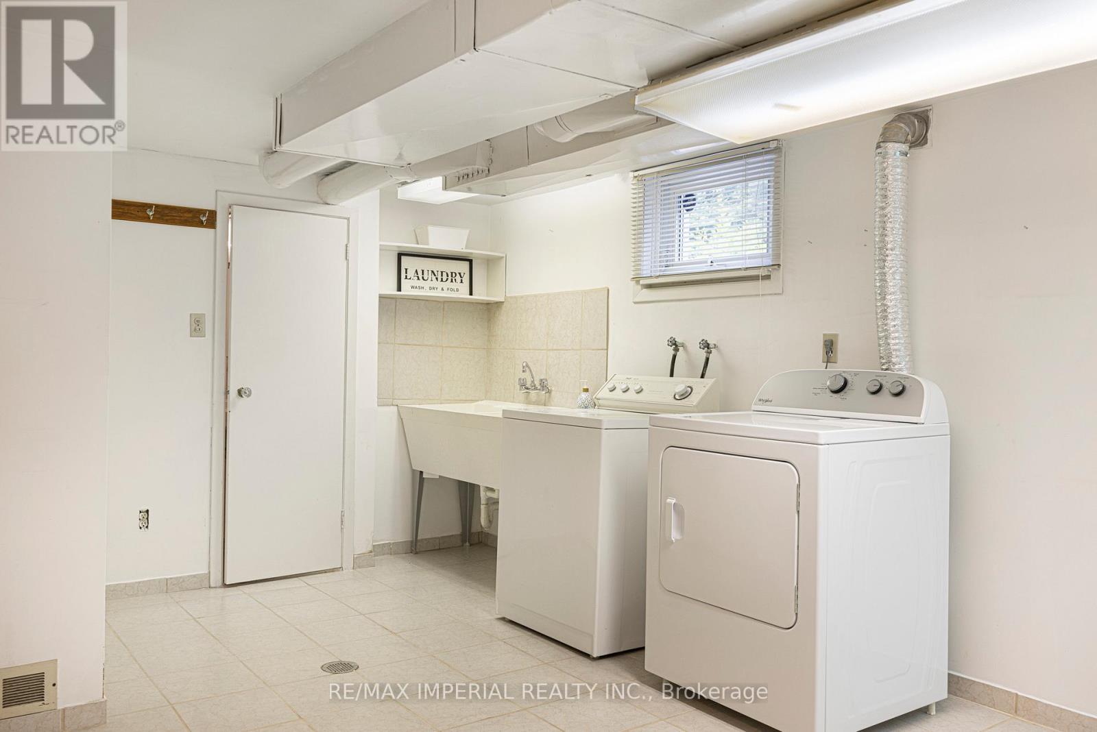 7 Doddington Drive, Toronto, Ontario  M8Y 1S3 - Photo 24 - W13046304