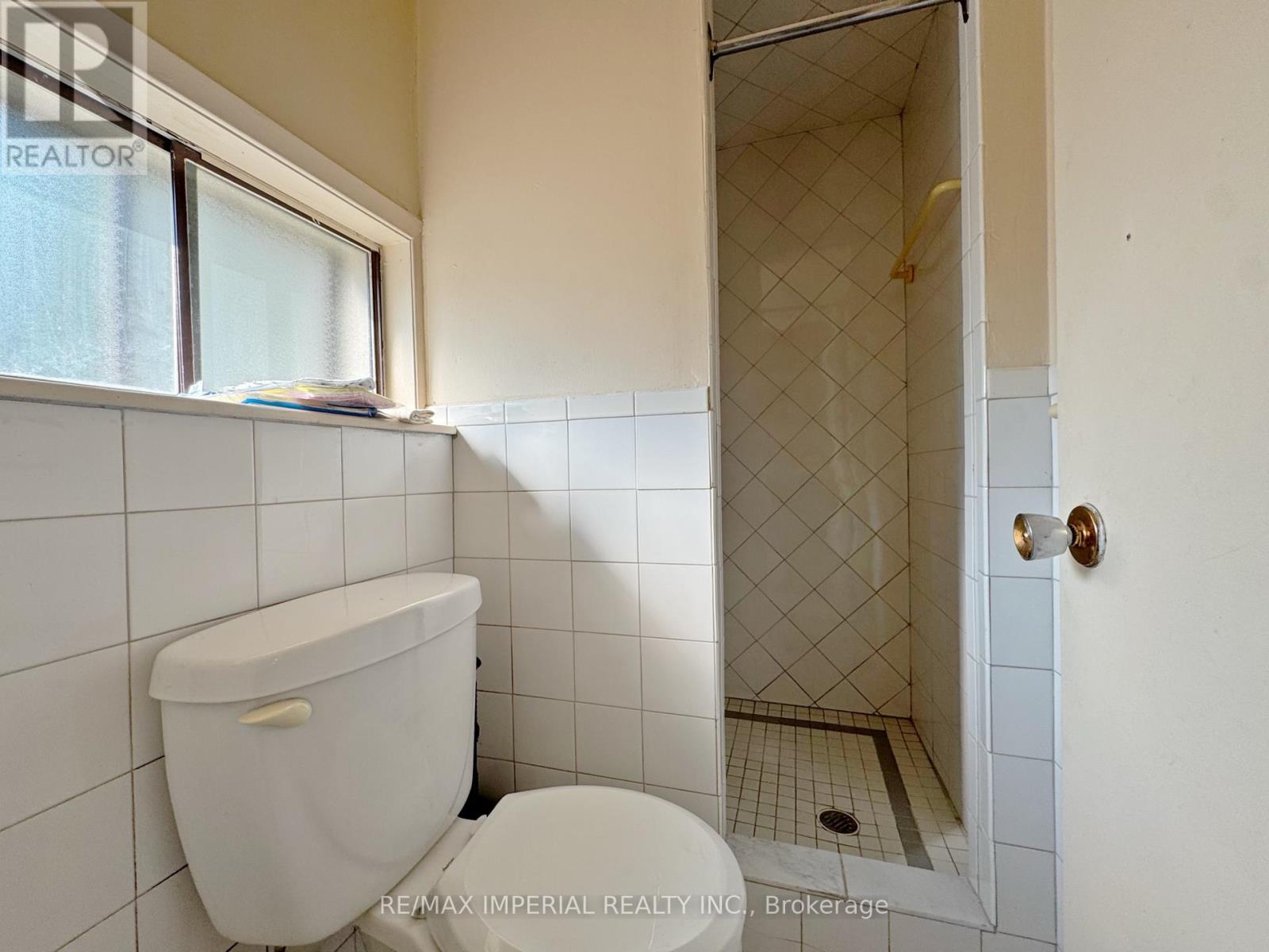 7 Doddington Drive, Toronto, Ontario  M8Y 1S3 - Photo 36 - W13046304