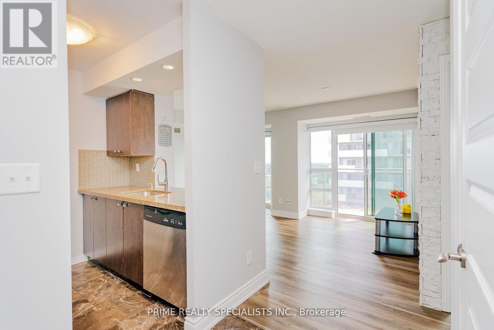 2006 - 215 Queen Street E, Brampton, Ontario  L6Y 1M6 - Photo 8 - W13046310