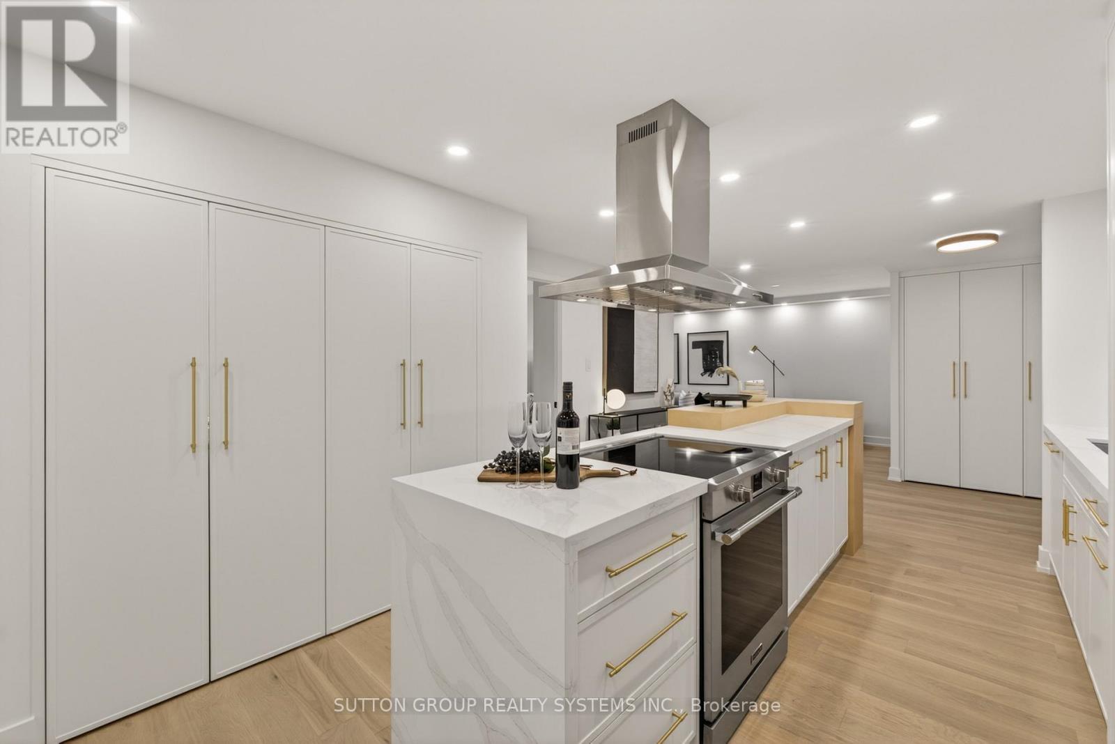 1409 - 820 Burnhamthorpe Road, Toronto, Ontario  M9C 4W2 - Photo 6 - W13046322