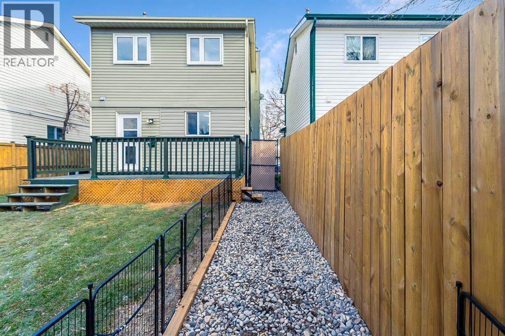 92 Riverbrook Place Se, Calgary, Alberta  T2C 3P5 - Photo 5 - A2299259