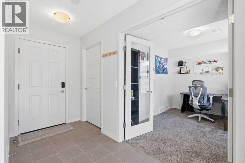 95 Nolanlake Cove Nw, Calgary, Alberta  T3R 0Z7 - Photo 5 - A2304428