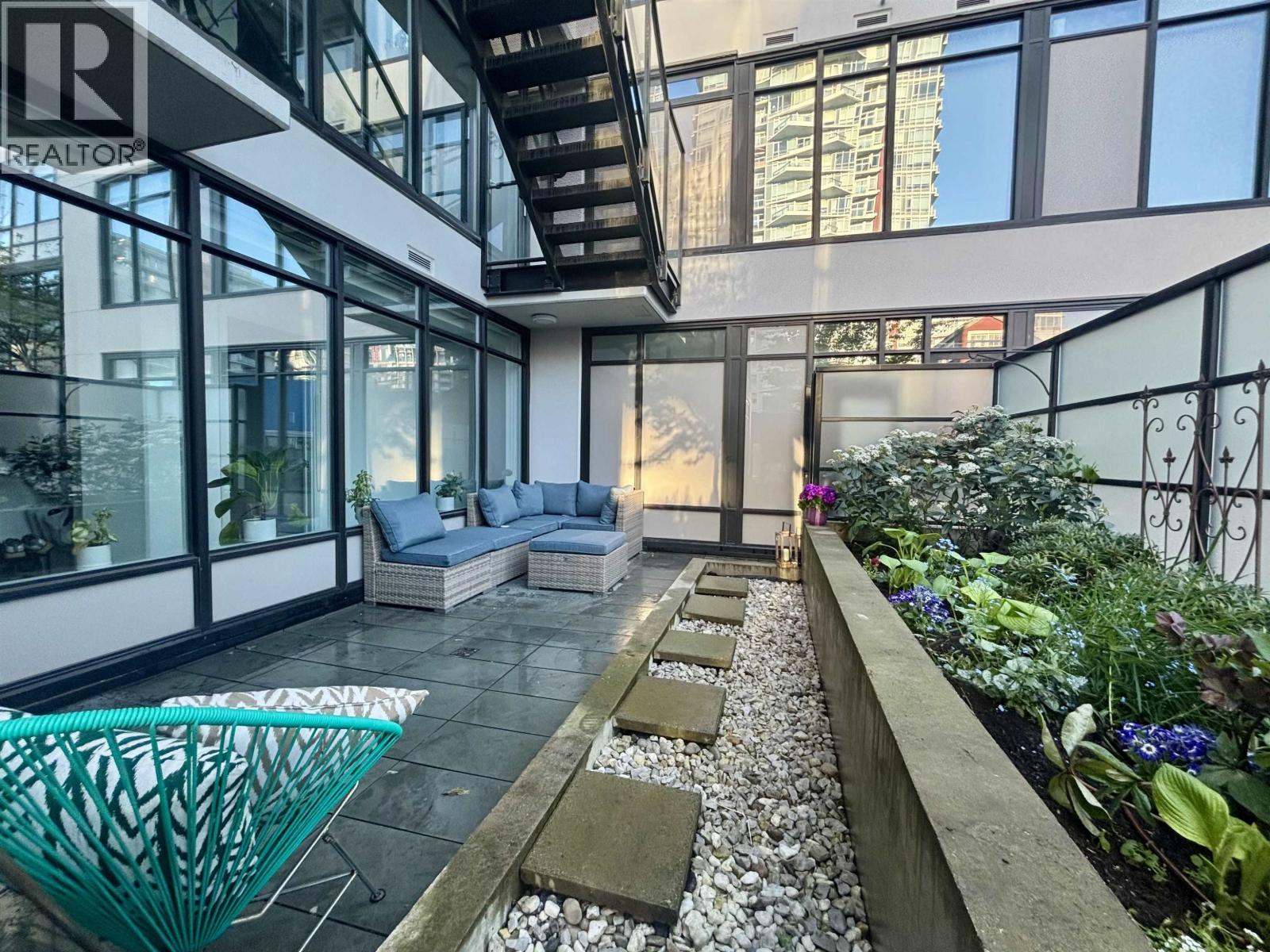 201 1788 ONTARIO STREET, Vancouver, British Columbia