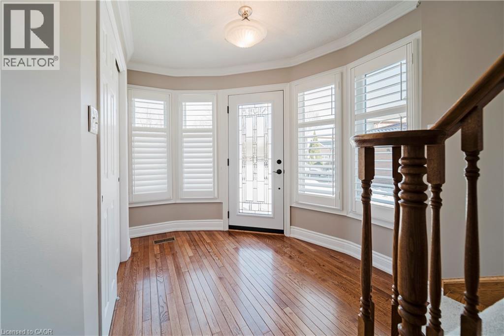 1146 Campbell Court, Burlington, Ontario  L7S 1Z7 - Photo 3 - 40823358