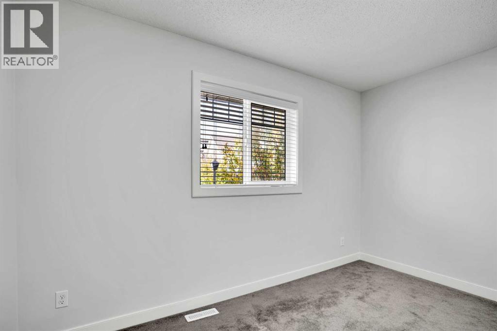 137 Pantego Lane NW, Calgary, Alberta  T3K 0T1 - Photo 26 - A2292494