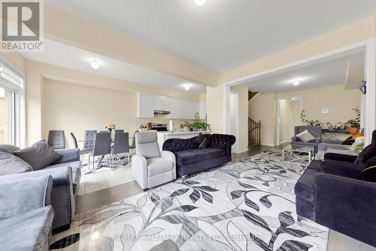 17 Closson Drive, Whitby, Ontario  L1N 9Y6 - Photo 12 - E13046336