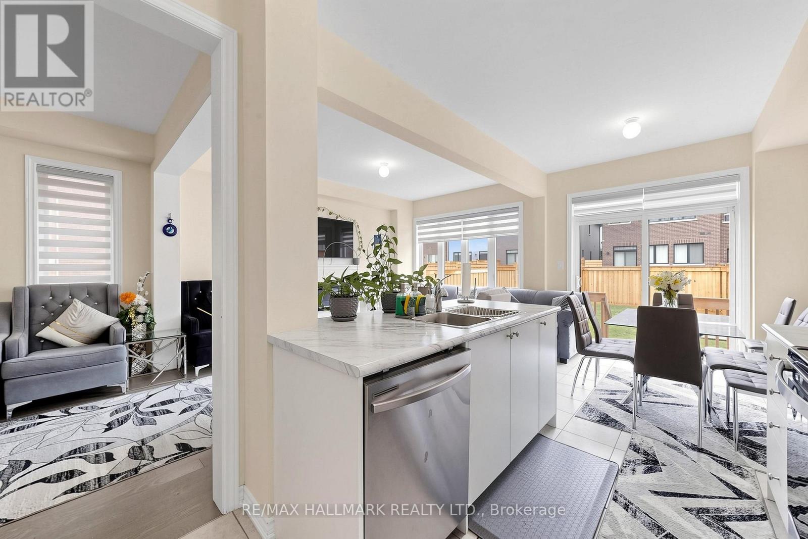 17 Closson Drive, Whitby, Ontario  L1N 9Y6 - Photo 15 - E13046336