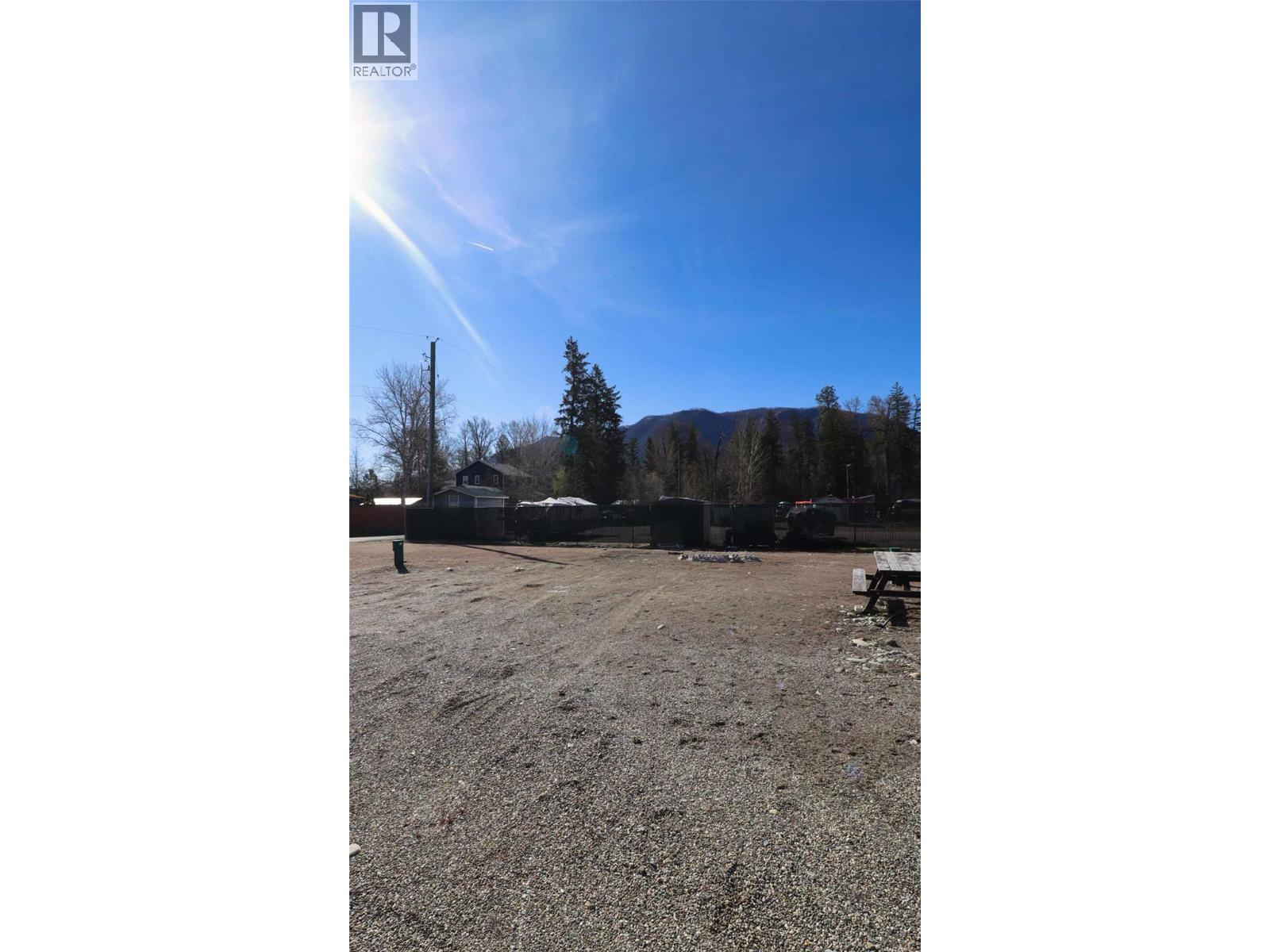 2633 Squilax Anglemont Road Unit# 50, Lee Creek, British Columbia  V0E 1M4 - Photo 6 - 10384729