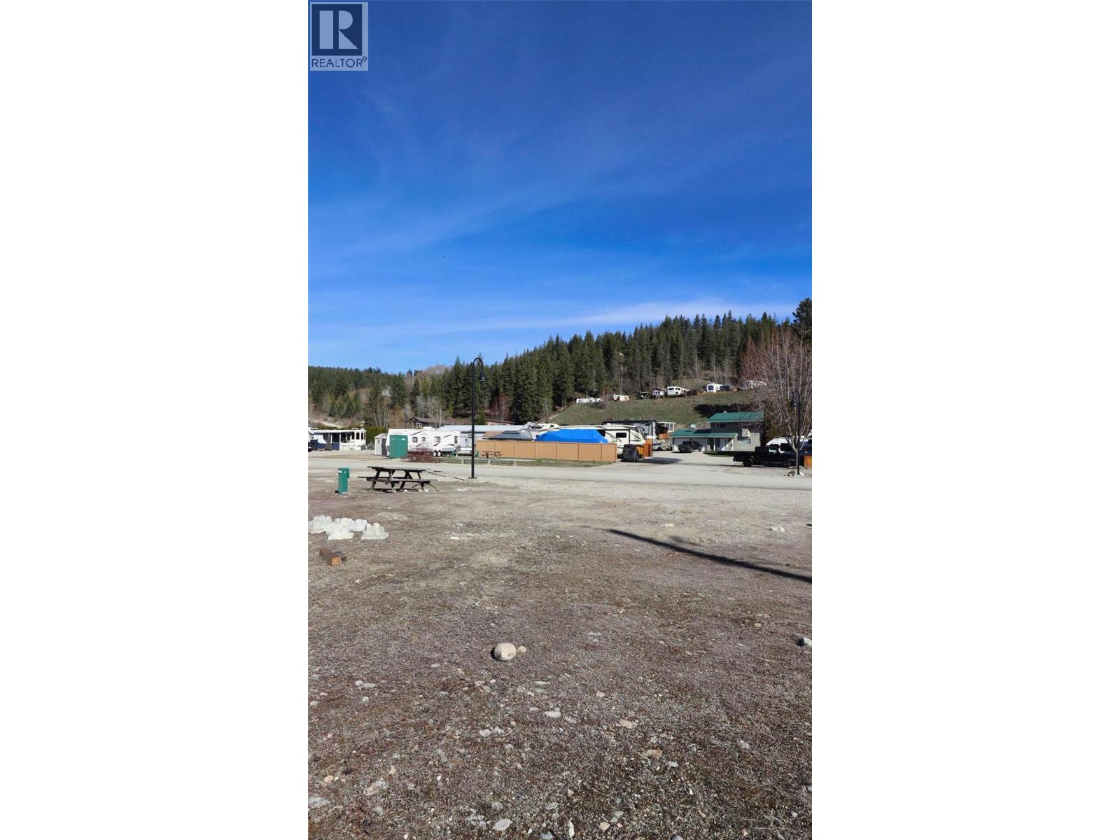 2633 Squilax Anglemont Road Unit# 50, Lee Creek, British Columbia  V0E 1M4 - Photo 7 - 10384729