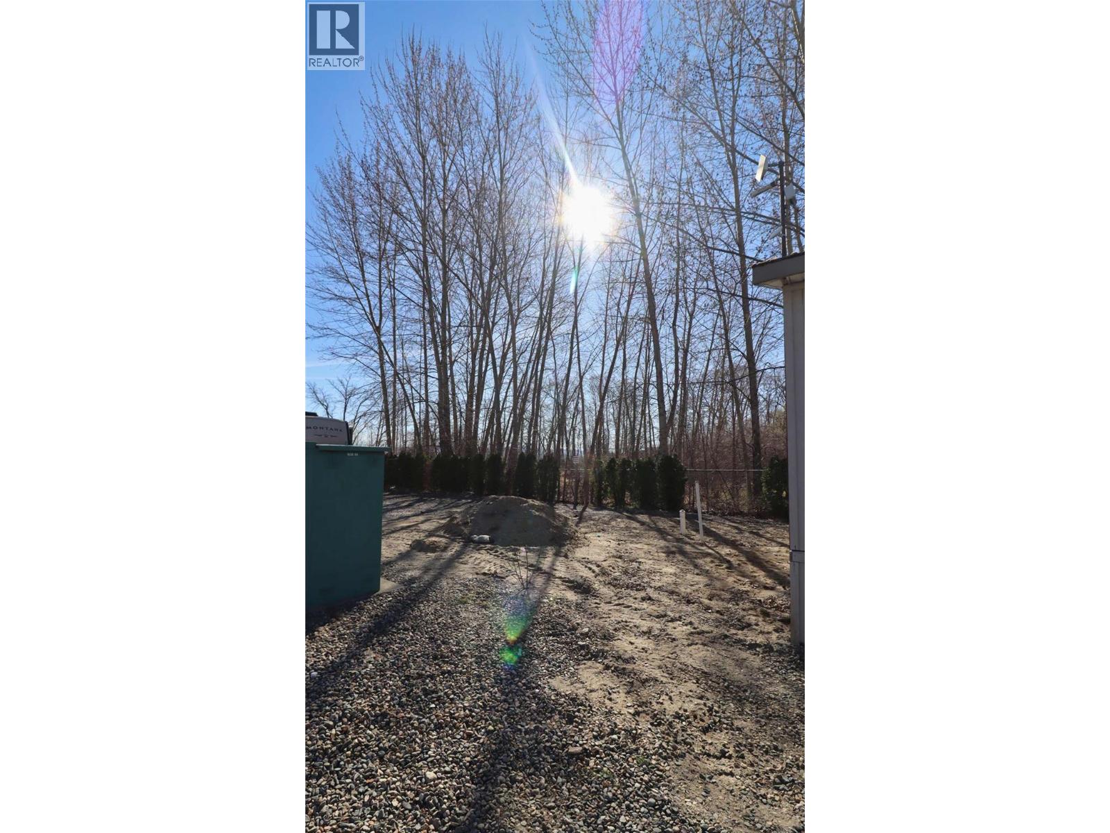 2633 Squilax Anglemont Road Unit# 7, Lee Creek, British Columbia  V0E 1M4 - Photo 6 - 10384716