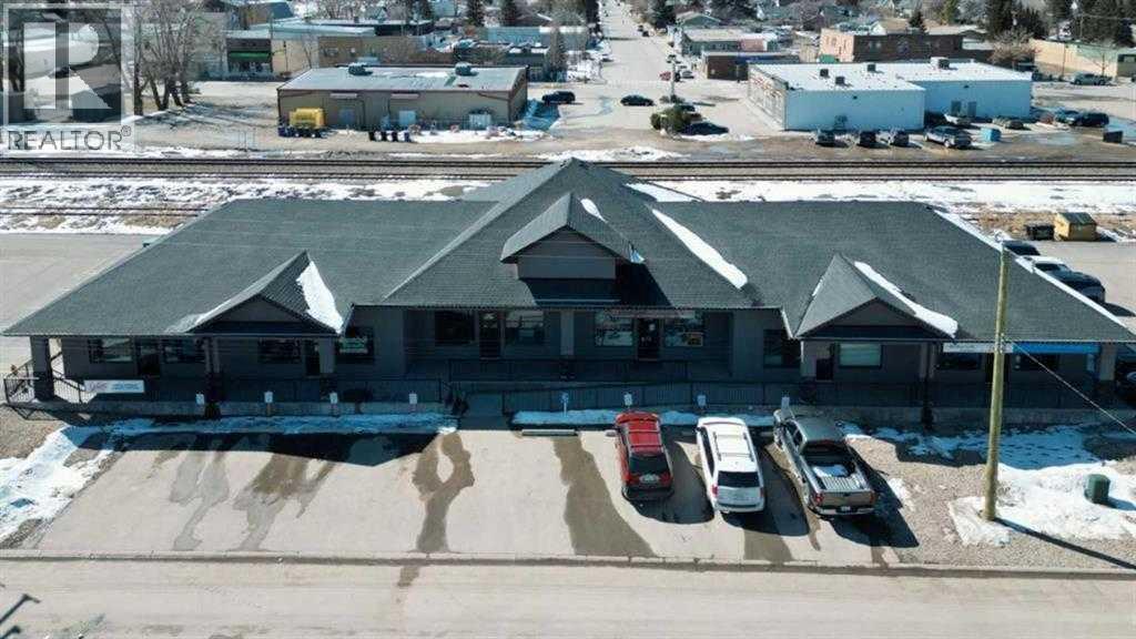 3, 209 9 Avenue, Carstairs, Alberta  T0M 0N0 - Photo 5 - A2185645