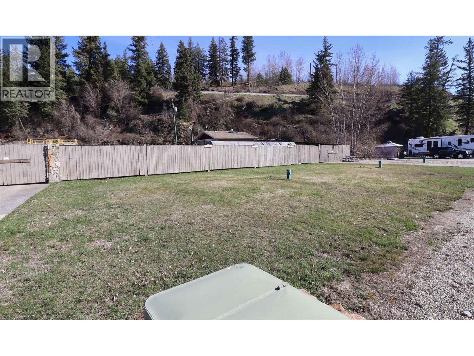 2633 Squilax Anglemont Road Unit# 77, Lee Creek, British Columbia  V0E 1M4 - Photo 2 - 10384737