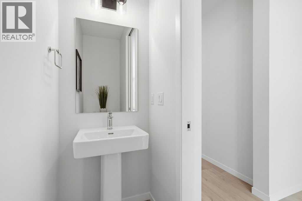 259 Marnot Grove Nw, Calgary, Alberta  T3J 2J5 - Photo 3 - A2304984