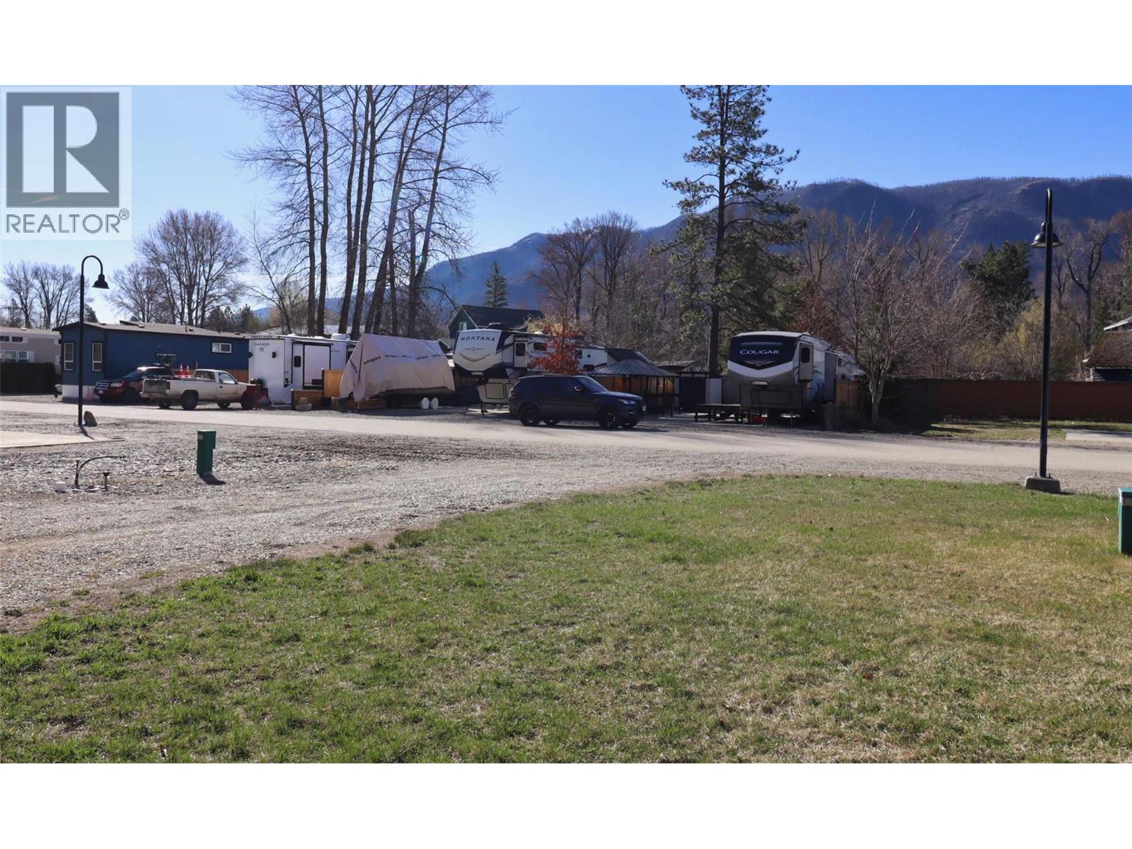 2633 Squilax Anglemont Road Unit# 79, Lee Creek, British Columbia  V0E 1M4 - Photo 3 - 10384743