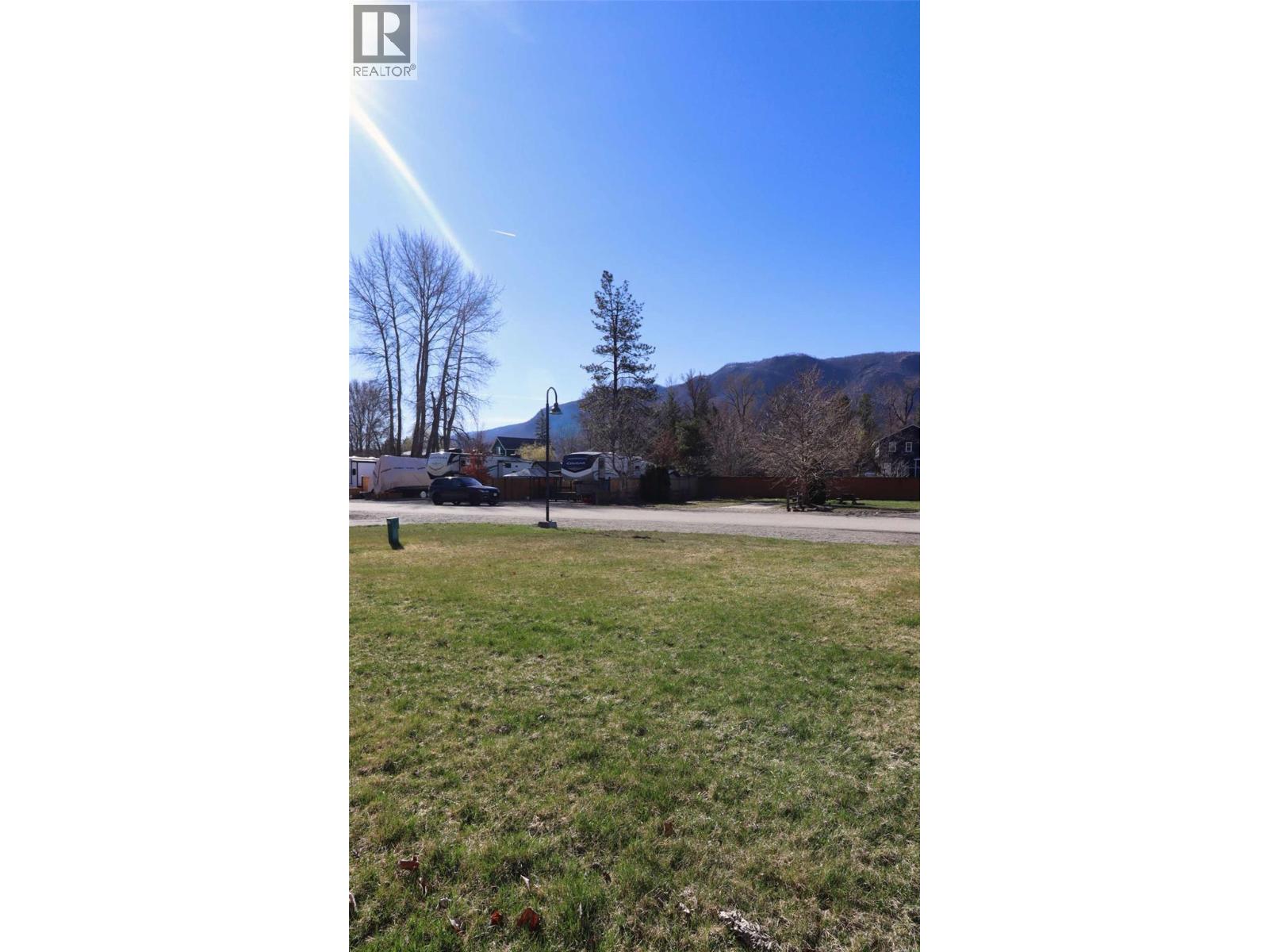 2633 Squilax Anglemont Road Unit# 78, Lee Creek, British Columbia  V0E 1M4 - Photo 7 - 10384740