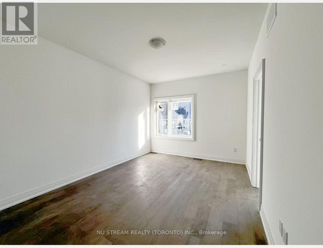 28 Chiara Rose Lane, Richmond Hill, Ontario  L4E 1L4 - Photo 11 - N13046340