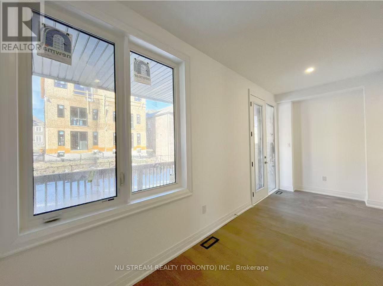 28 Chiara Rose Lane, Richmond Hill, Ontario  L4E 1L4 - Photo 15 - N13046340