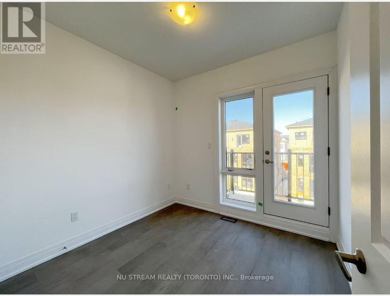 28 Chiara Rose Lane, Richmond Hill, Ontario  L4E 1L4 - Photo 9 - N13046340