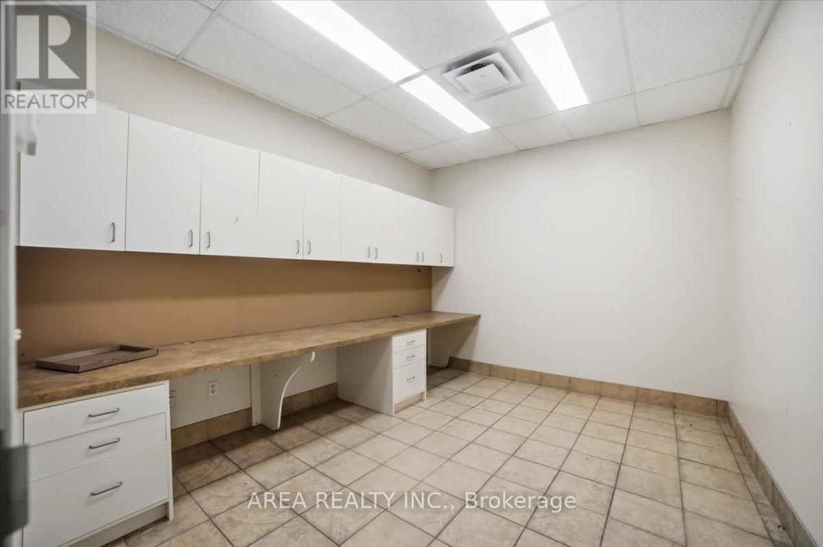 158 Hwy 8, Hamilton, Ontario  L8G 3V2 - Photo 5 - X13046332