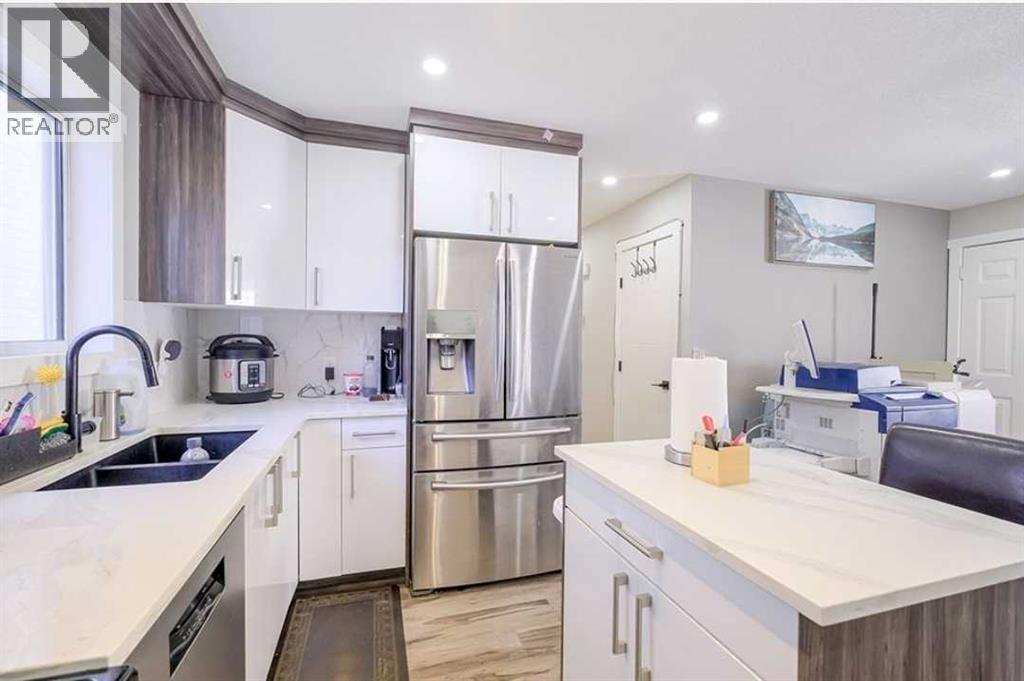 6923 Laguna Way NE, Calgary, Alberta  T1Y 6W2 - Photo 7 - A2304304