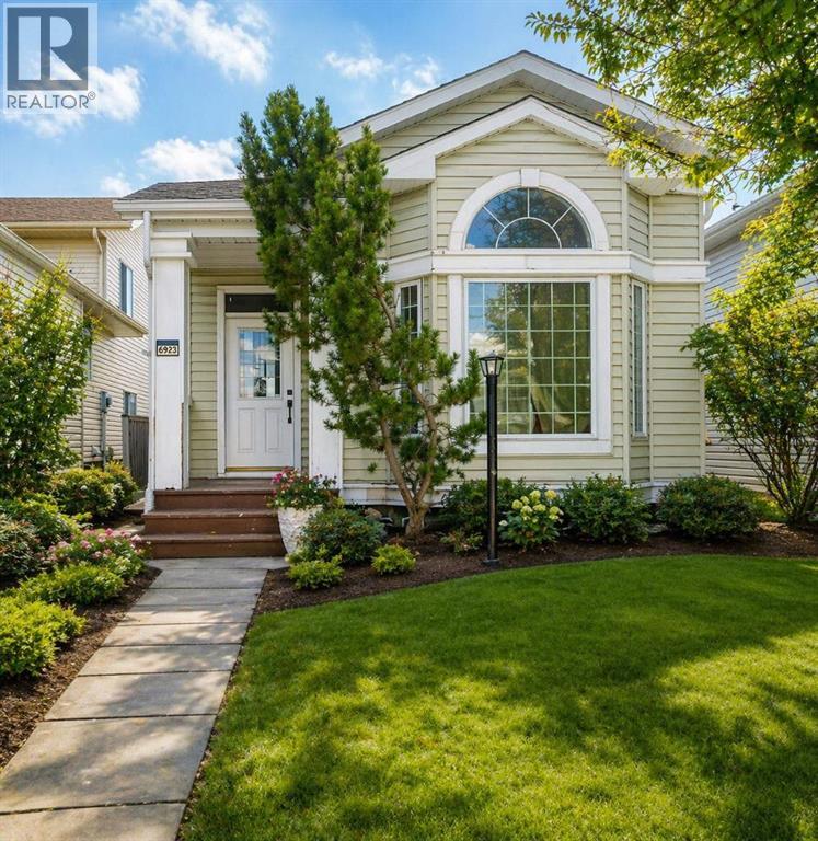 6923 Laguna Way NE, Calgary, Alberta