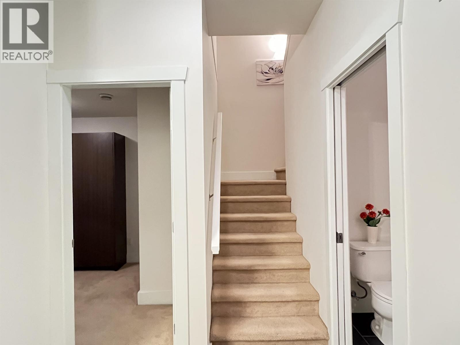 103 7478 Byrnepark Walk, Burnaby, British Columbia  V3N 0B5 - Photo 12 - R3076372