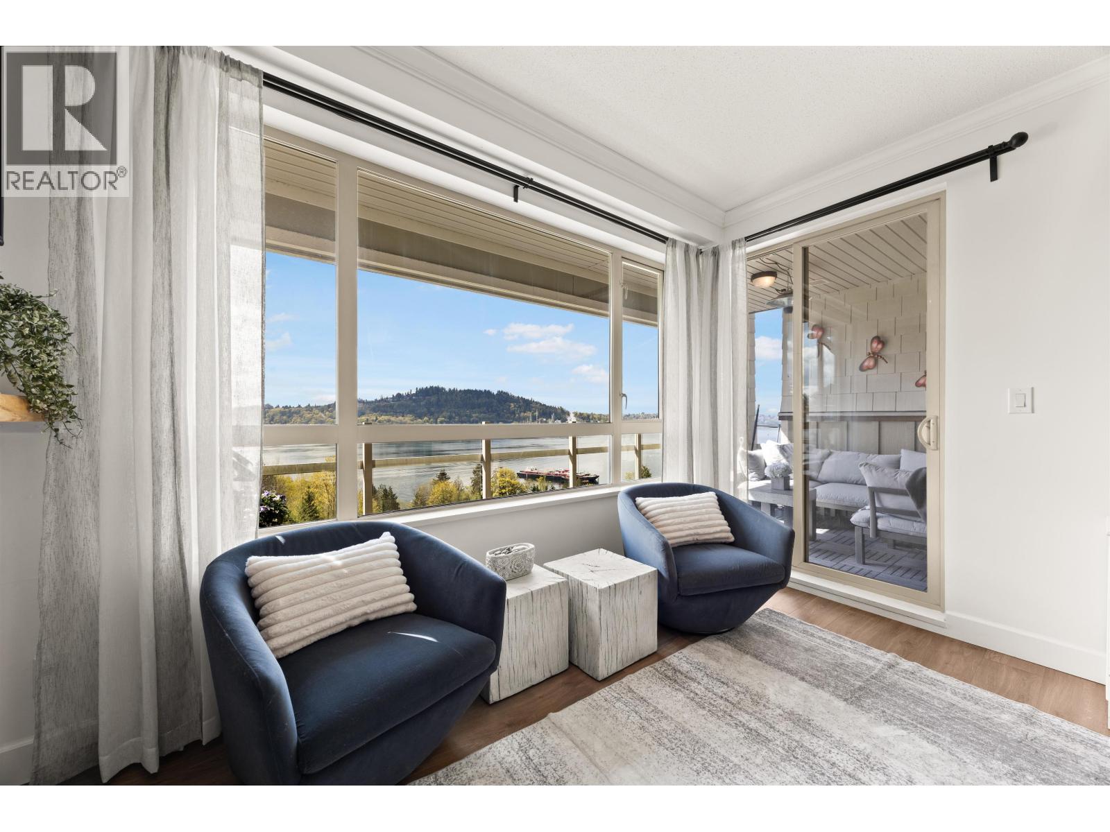 307 530 Raven Woods Drive, North Vancouver, British Columbia  V7G 2T5 - Photo 3 - R3113323