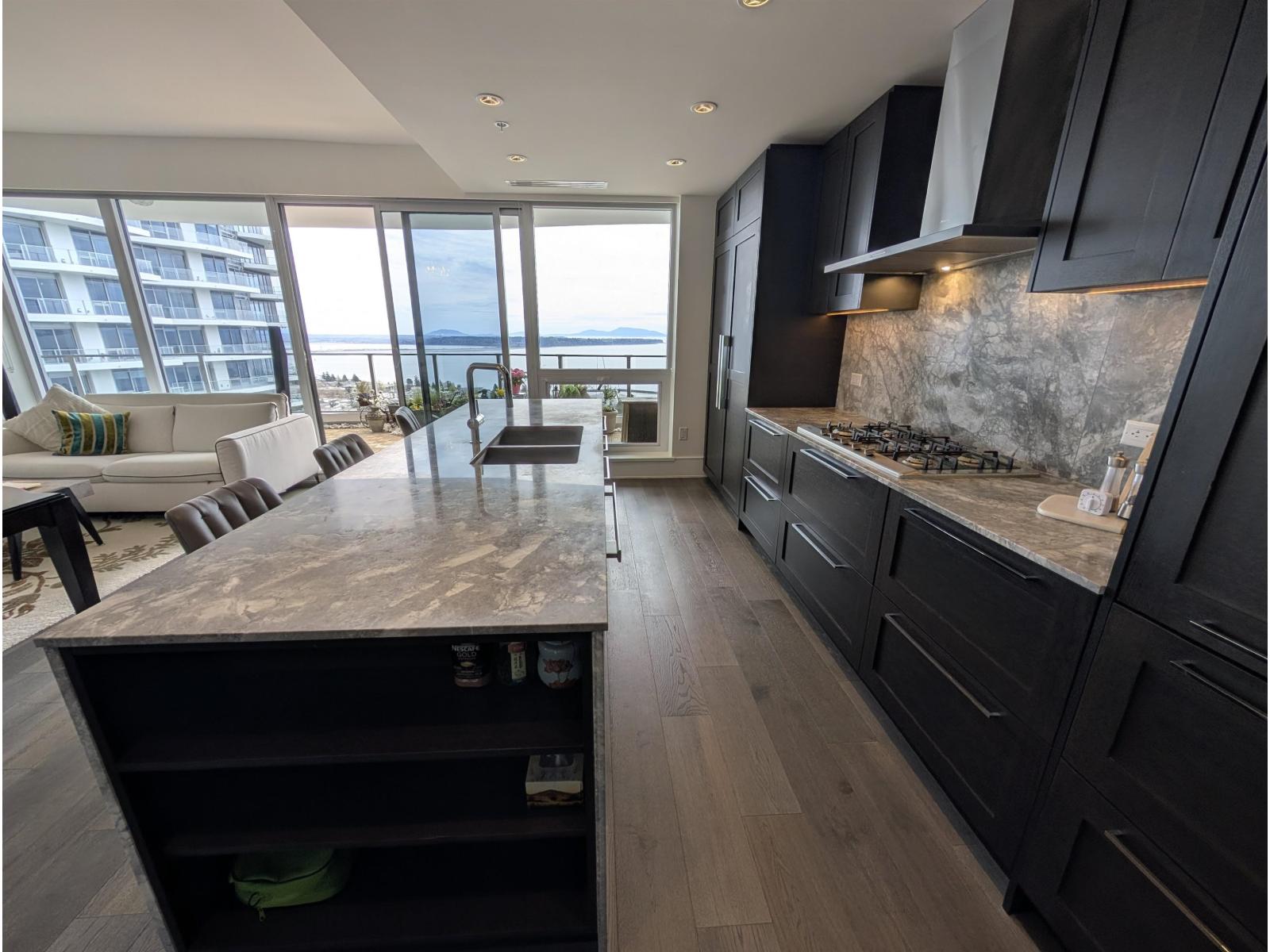 1905 1500 Martin Street, White Rock, British Columbia  V4B 0C2 - Photo 4 - R3110827