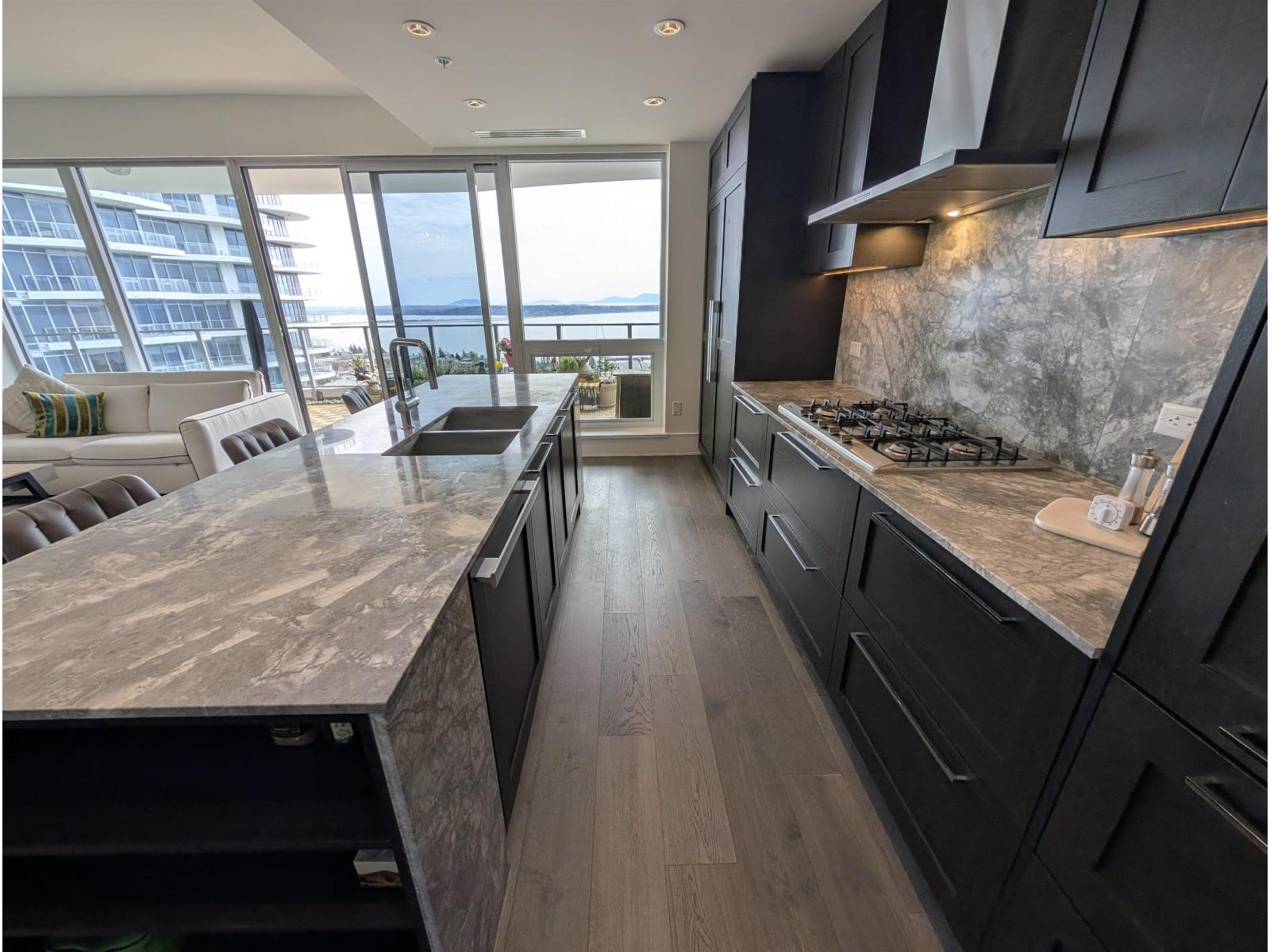 1905 1500 Martin Street, White Rock, British Columbia  V4B 0C2 - Photo 6 - R3110827