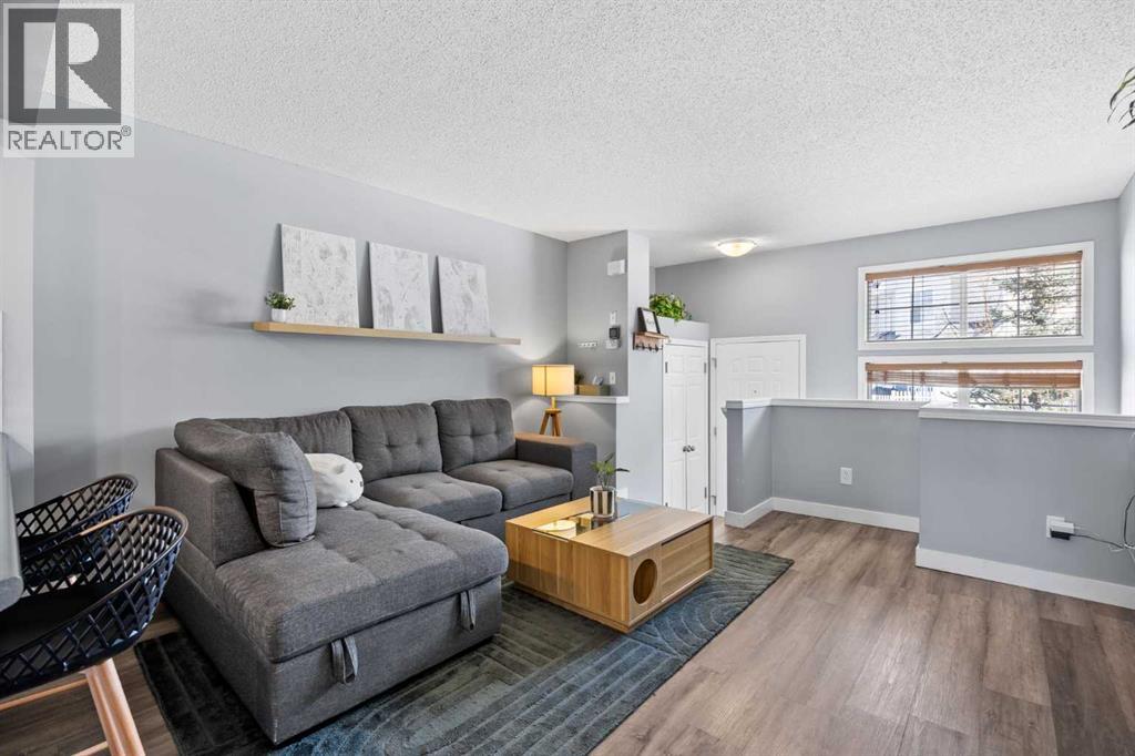 3065 New Brighton Gardens Se, Calgary, Alberta  T2Z 0A4 - Photo 7 - A2304080