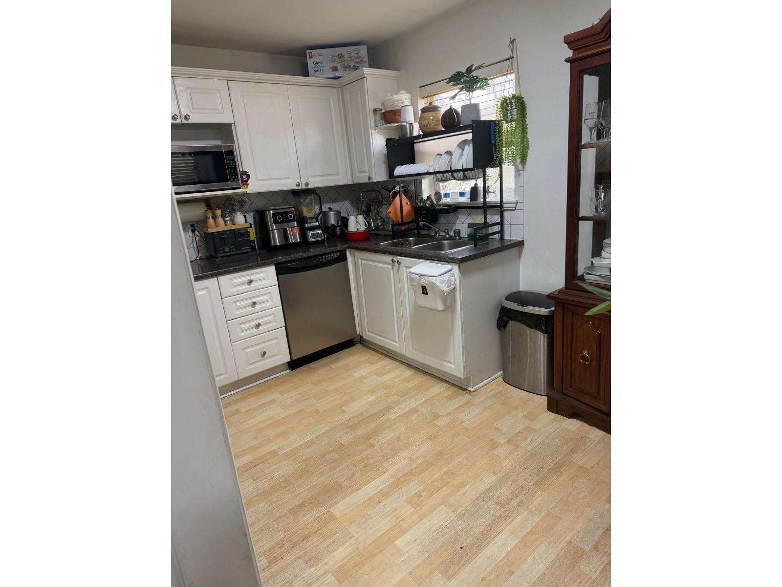 111 8142 120a Street, Surrey, British Columbia  V3W 0N1 - Photo 11 - R3115701