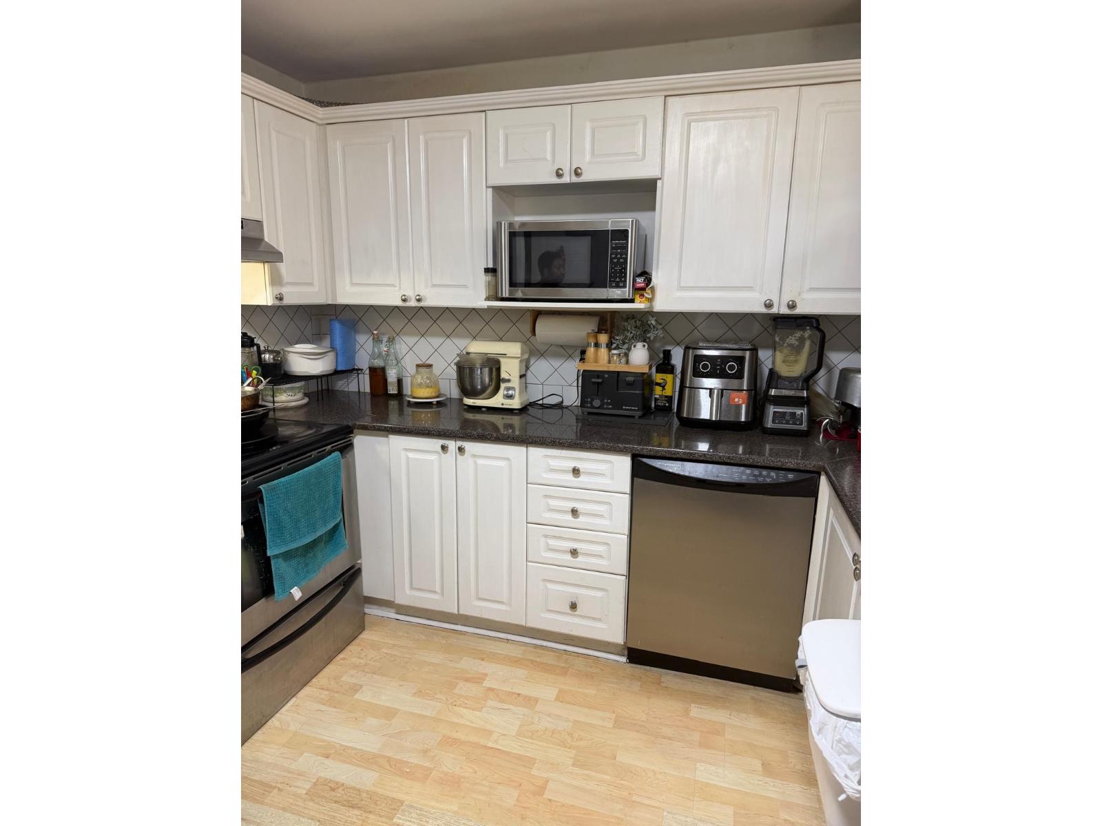 111 8142 120a Street, Surrey, British Columbia  V3W 0N1 - Photo 10 - R3115701