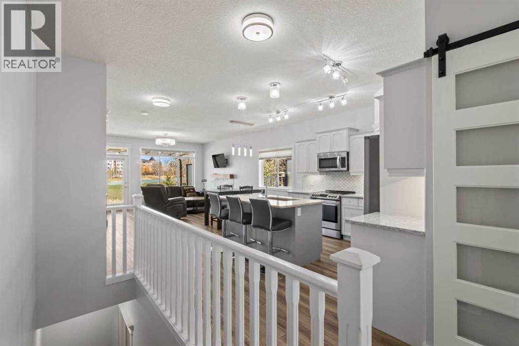 351 Crystal Green Rise, Okotoks, Alberta  T1S 2N6 - Photo 17 - A2304445