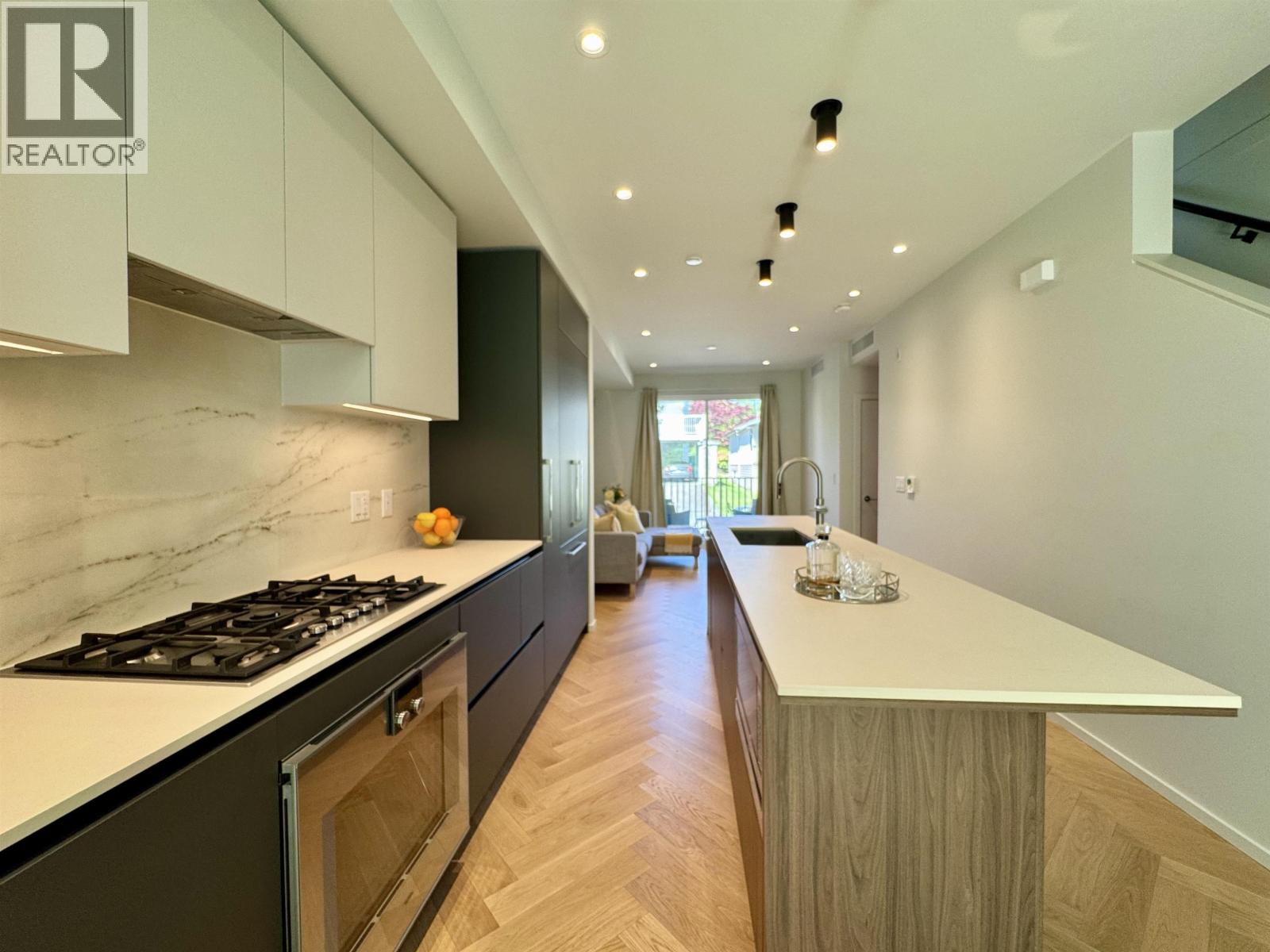 173 805 W 49th Avenue, Vancouver, British Columbia  V5Z 0A1 - Photo 8 - R3067336