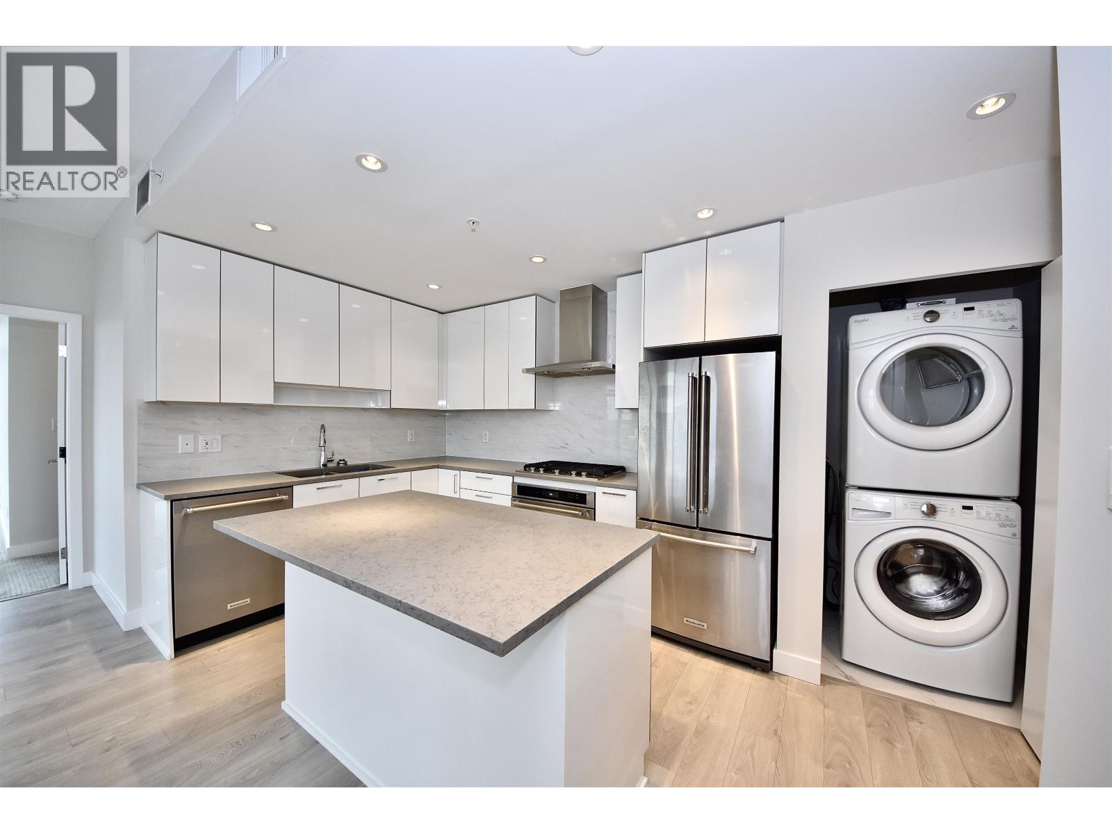 2405 1788 Gilmore Avenue, Burnaby, British Columbia  V5C 0L5 - Photo 7 - R3115411