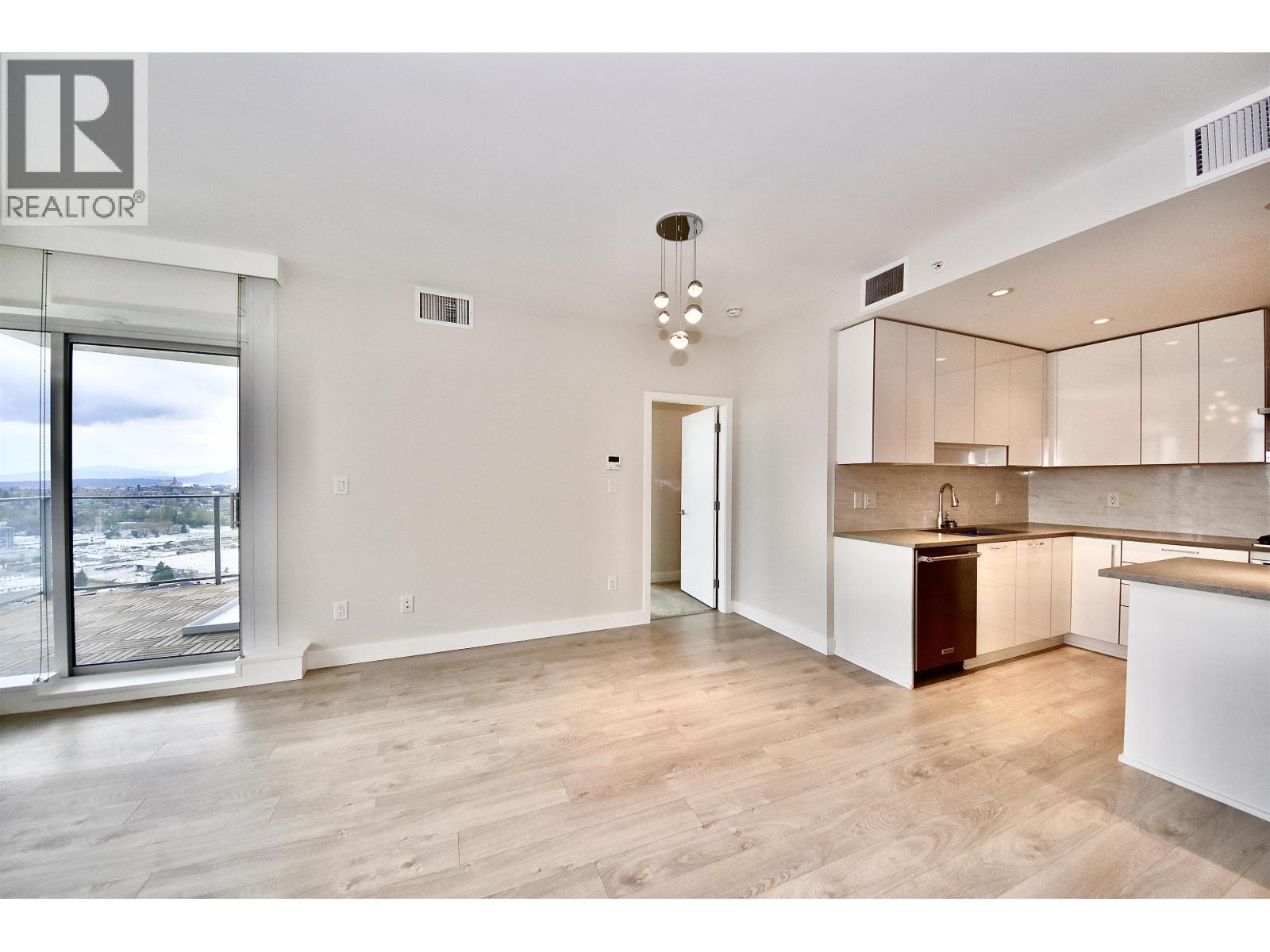 2405 1788 Gilmore Avenue, Burnaby, British Columbia  V5C 0L5 - Photo 11 - R3115411