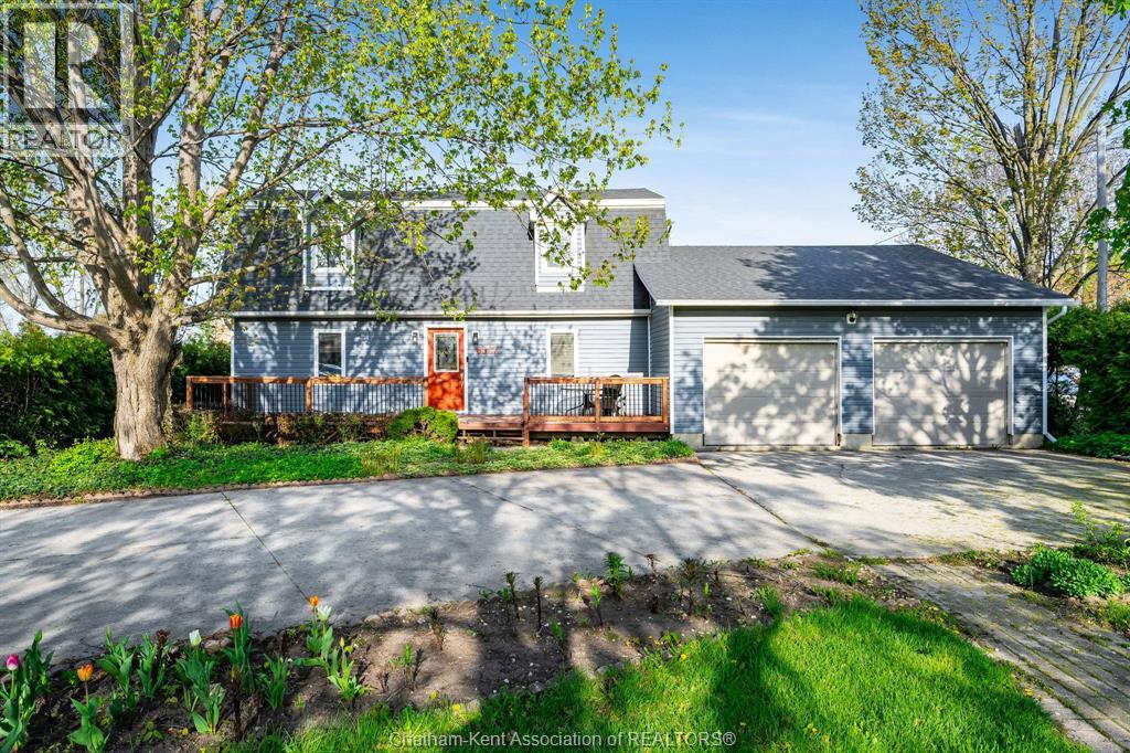 MLS# 26009027: 6527 Main STREET, Comber, Canada