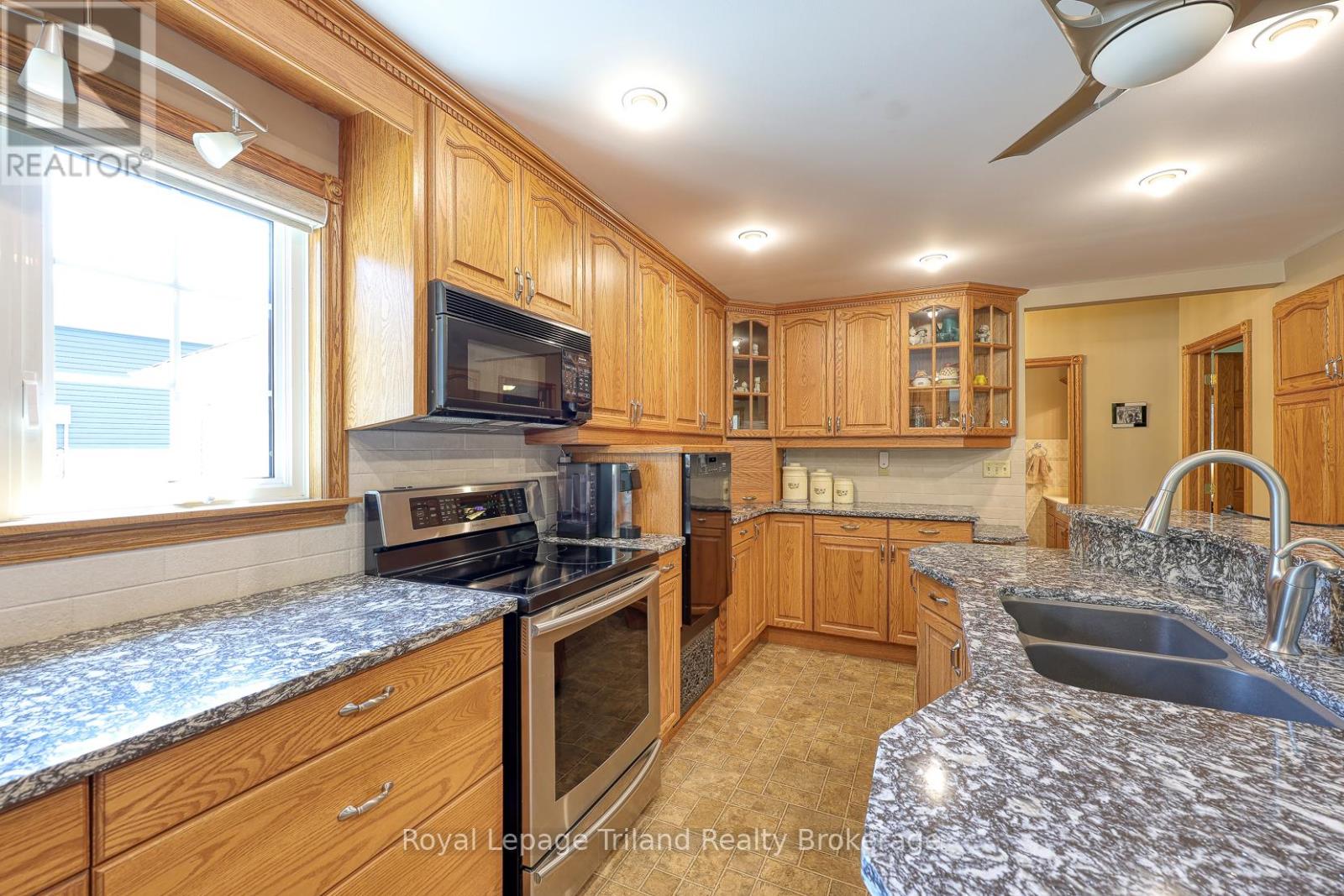 362 William Street, Norfolk, Ontario  N4B 2X3 - Photo 11 - X13046406