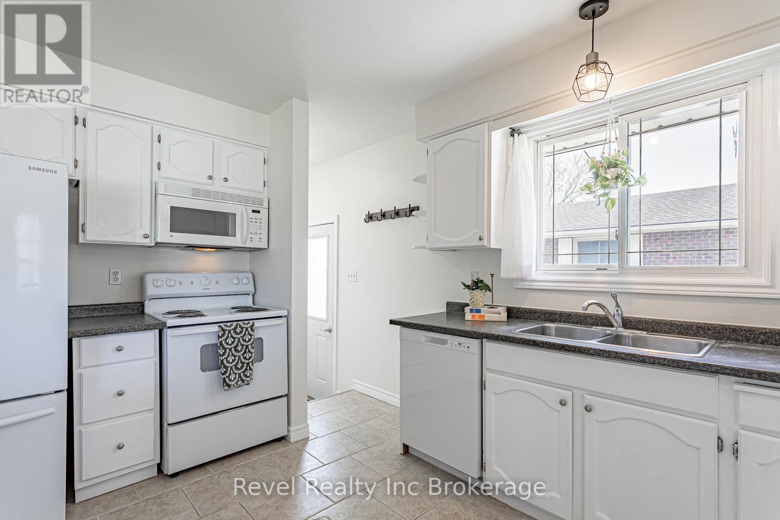 51 Van Norman Drive, Tillsonburg, Ontario  N4G 4S9 - Photo 20 - X13046436